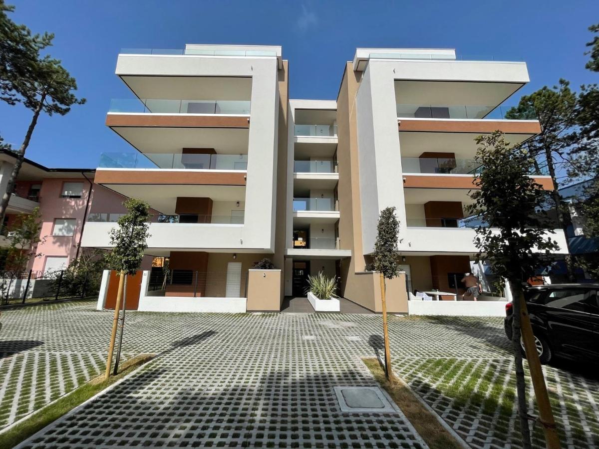 Iris Suite Bibione Bagian luar foto